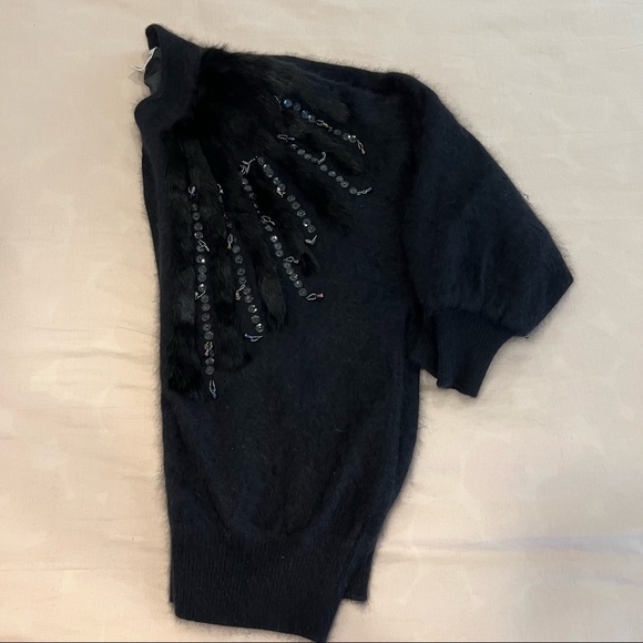 Sia Bellini rabbit fur/lambs wool sweater with jeweled embellishments size small - Picture 3 of 9